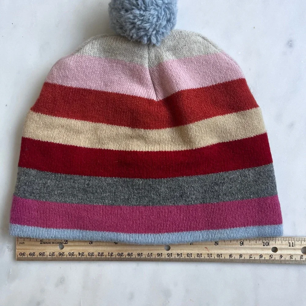 Old Navy 100% Lambswool Vintage Y2K Striped Pom Pom Hat‎